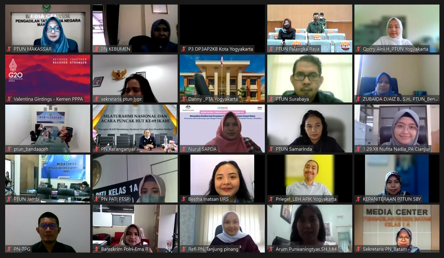 Tangkapan layar zoom webinar